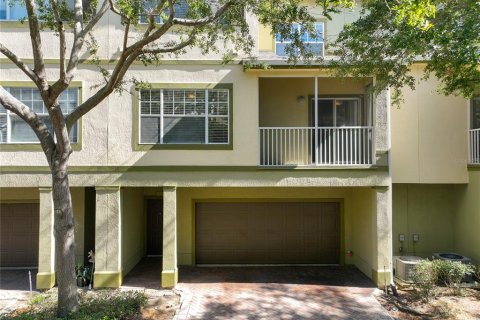Townhouse in Orlando, Florida 3 bedrooms, 135.36 sq.m. № 2377538 - photo 2