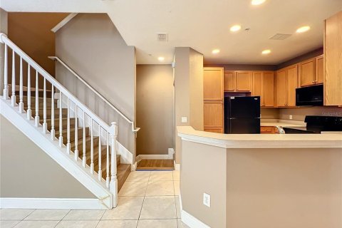 Townhouse in Orlando, Florida 3 bedrooms, 135.36 sq.m. № 2377538 - photo 21