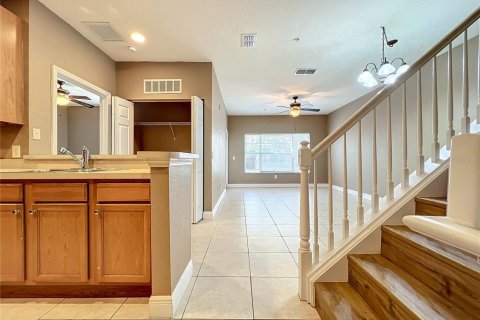 Townhouse in Orlando, Florida 3 bedrooms, 135.36 sq.m. № 2377538 - photo 8