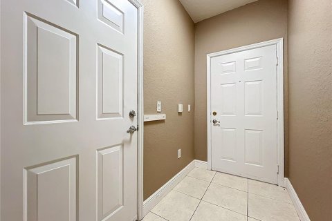 Townhouse in Orlando, Florida 3 bedrooms, 135.36 sq.m. № 2377538 - photo 4