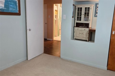 House in Ruskin, Florida 3 bedrooms, 174.28 sq.m. № 1761091 - photo 27