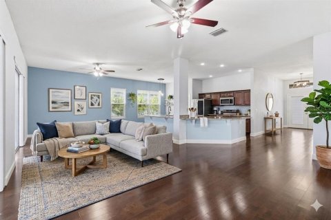 Casa en venta en Bradenton, Florida, 4 dormitorios, 205.5 m2 № 2093975 - foto 13