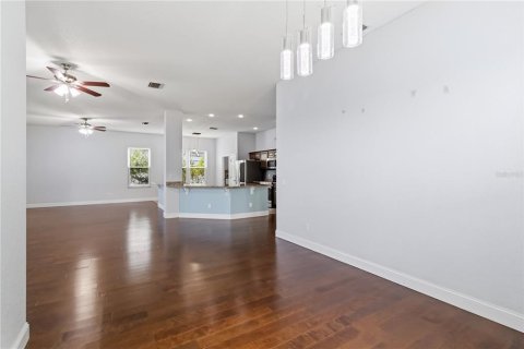 Casa en venta en Bradenton, Florida, 4 dormitorios, 205.5 m2 № 2093975 - foto 15