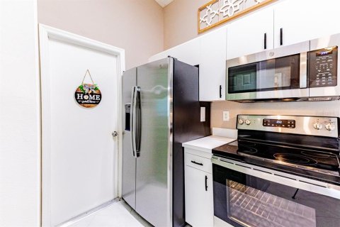 Villa ou maison à vendre à Melbourne, Floride: 2 chambres, 93.27 m2 № 1904949 - photo 8