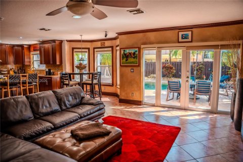 Casa en venta en Miramar, Florida, 5 dormitorios, 332.87 m2 № 2051625 - foto 23