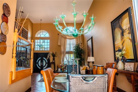 Casa en venta en Miramar, Florida, 5 dormitorios, 332.87 m2 № 2051625 - foto 12