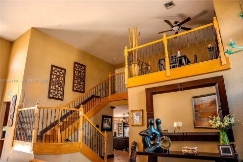 Casa en venta en Miramar, Florida, 5 dormitorios, 332.87 m2 № 2051625 - foto 19
