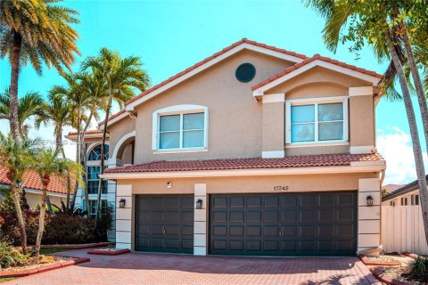 Casa en venta en Miramar, Florida, 5 dormitorios, 332.87 m2 № 2051625 - foto 3