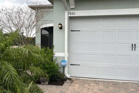 Villa ou maison à louer à Kissimmee, Floride: 2 chambres, 133.5 m2 № 1755517 - photo 3