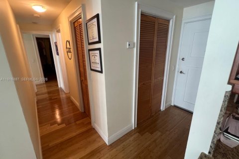 Condominio en venta en Hollywood, Florida, 2 dormitorios, 102.19 m2 № 2154364 - foto 22