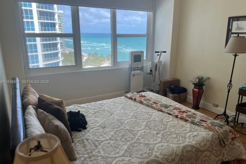 Condominio en venta en Hollywood, Florida, 2 dormitorios, 102.19 m2 № 2154364 - foto 10
