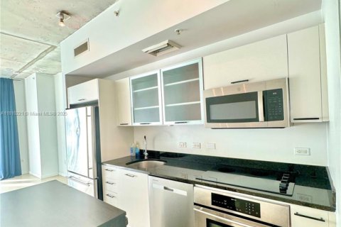 Copropriété à vendre à Miami, Floride: 1 chambre, 54.63 m2 № 1959922 - photo 2