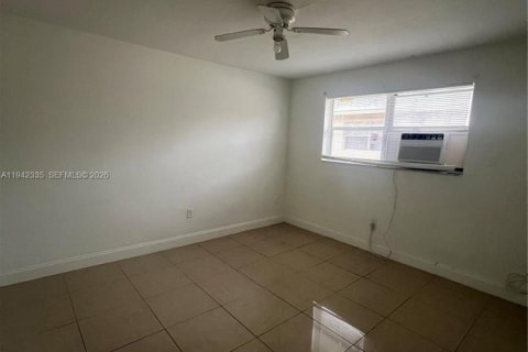 Apartment in North Miami Beach, Florida 1 bedroom, 60.94 sq.m. № 2000978 - photo 13