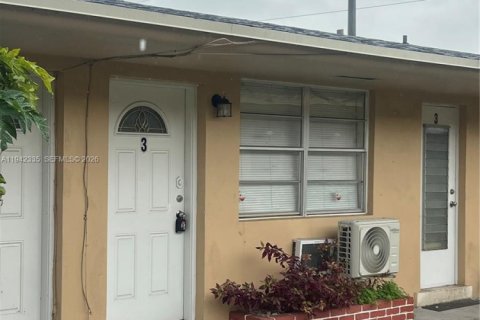 Apartment in North Miami Beach, Florida 1 bedroom, 60.94 sq.m. № 2000978