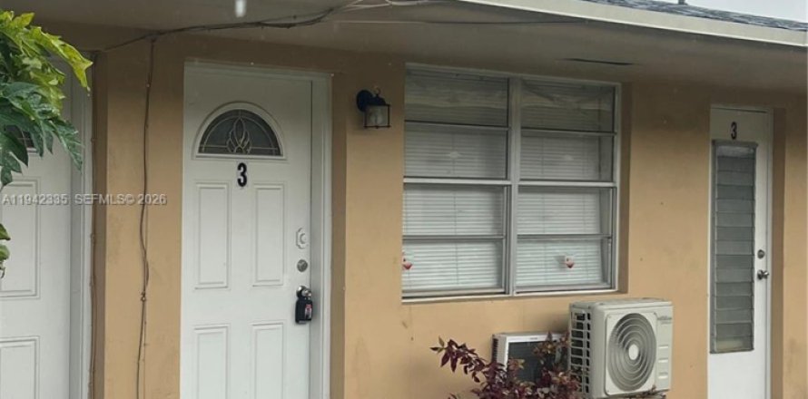 Apartment in North Miami Beach, Florida 1 bedroom, 60.94 sq.m. № 2000978