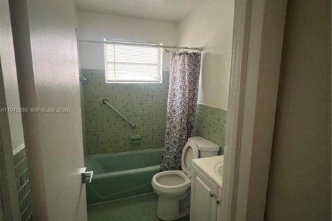 Apartment in North Miami Beach, Florida 1 bedroom, 60.94 sq.m. № 2000978 - photo 6