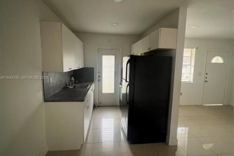 Apartment in North Miami Beach, Florida 1 bedroom, 60.94 sq.m. № 2000978 - photo 15