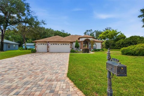 Villa ou maison à vendre à New Port Richey, Floride: 3 chambres, 188.78 m2 № 2329275 - photo 4