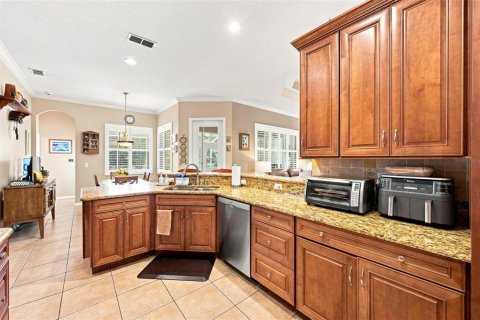 Villa ou maison à vendre à New Port Richey, Floride: 3 chambres, 188.78 m2 № 2329275 - photo 19