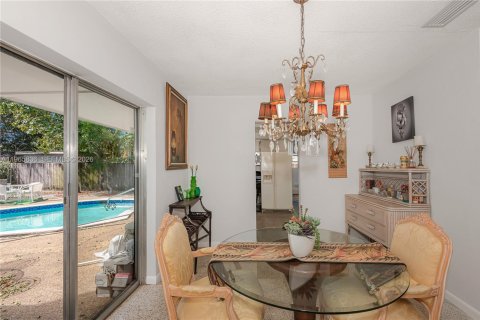 Купить виллу или дом в Майами, Флорида 3 спальни, 159.33м2, № 2034096 - фото 16