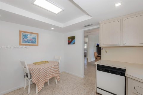 Купить виллу или дом в Майами, Флорида 3 спальни, 159.33м2, № 2034096 - фото 21