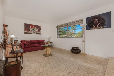 Купить виллу или дом в Майами, Флорида 3 спальни, 159.33м2, № 2034096 - фото 10