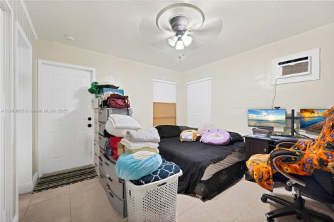 Commercial property in Hollywood, Florida 164.44 sq.m. № 1944360 - photo 21