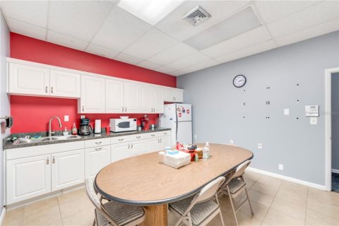 Commercial property in Fort Myers, Florida 170.29 sq.m. № 1615235 - photo 16