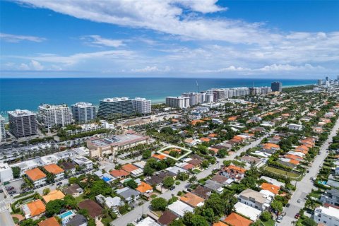 Terreno en venta en Surfside, Florida № 2076985 - foto 5