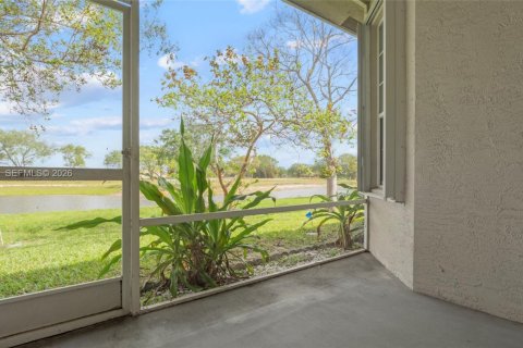 Купить таунхаус в Санрайз, Флорида 2 спальни, 134.89м2, № 2058926 - фото 28