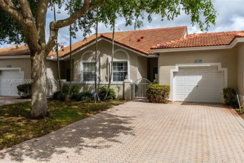 Таунхаус в Санрайз, Флорида 2 спальни, 134.89м2 № 2058926