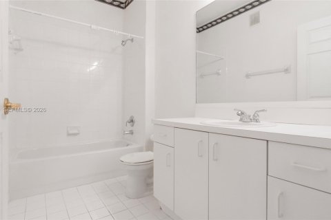 Купить таунхаус в Санрайз, Флорида 2 спальни, 134.89м2, № 2058926 - фото 14