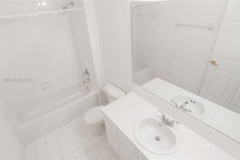 Купить таунхаус в Санрайз, Флорида 2 спальни, 134.89м2, № 2058926 - фото 15