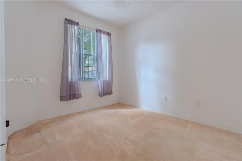 Купить таунхаус в Санрайз, Флорида 2 спальни, 134.89м2, № 2058926 - фото 11