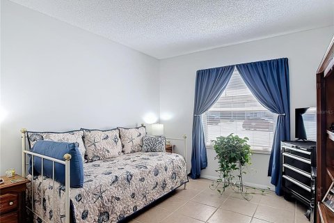 Condo in South Daytona, Florida, 2 bedrooms  № 1658762 - photo 28