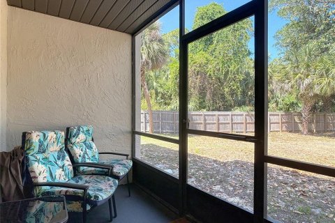 Condo in South Daytona, Florida, 2 bedrooms  № 1658762 - photo 30