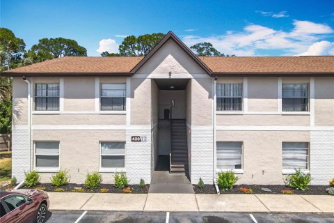 Condo in South Daytona, Florida, 2 bedrooms  № 1658762 - photo 15