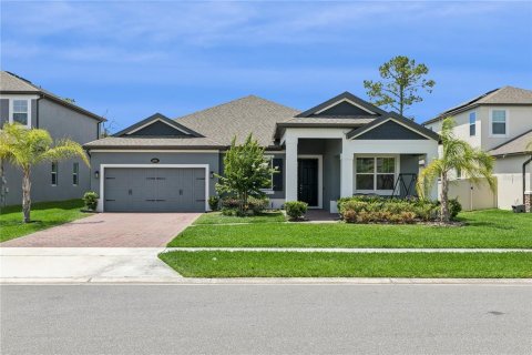 Villa ou maison à Oviedo, Floride 4 chambres, 235.6 m2 № 2096171