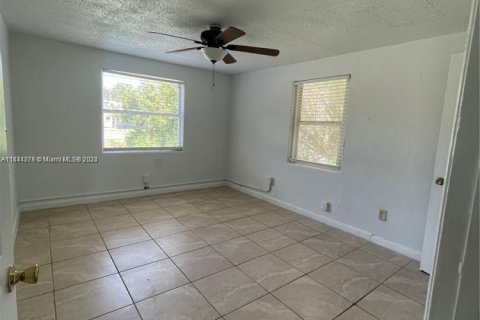 Casa en venta en St. Lucie, Florida, 2 dormitorios, 89.74 m2 № 1321254 - foto 18