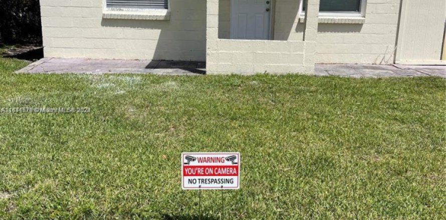 Casa en St. Lucie, Florida 2 dormitorios, 89.74 m2 № 1321254