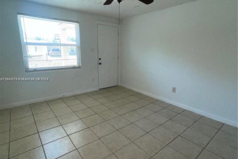 Casa en venta en St. Lucie, Florida, 2 dormitorios, 89.74 m2 № 1321254 - foto 22