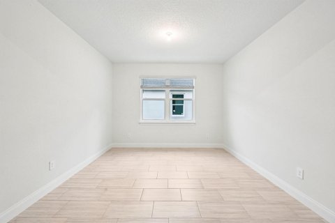 Villa ou maison à vendre à Vero Beach, Floride: 4 chambres, 231.61 m2 № 2087366 - photo 16