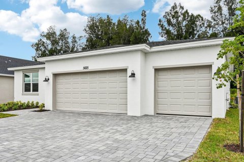 Villa ou maison à vendre à Vero Beach, Floride: 4 chambres, 231.61 m2 № 2087366 - photo 2
