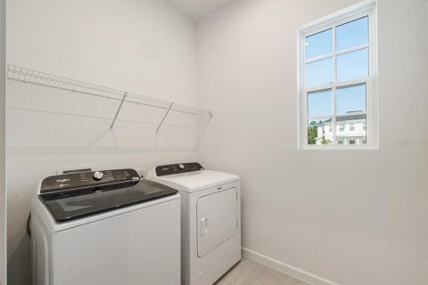 Casa en alquiler en Kissimmee, Florida, 3 dormitorios, 155.24 m2 № 2280125 - foto 11