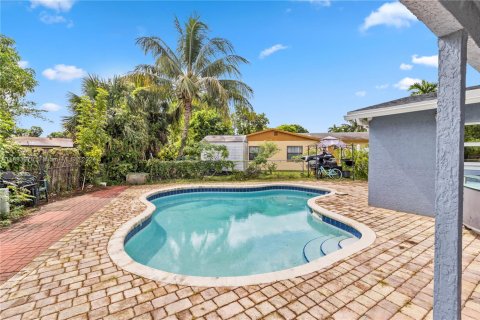 House in North Lauderdale, Florida 4 bedrooms, 181.07 sq.m. № 1863407 - photo 13