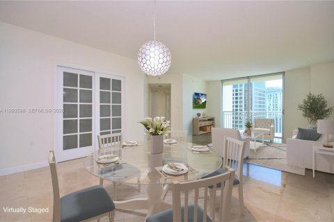 Copropriété à vendre à Miami, Floride: 2 chambres, 125.42 m2 № 2055815 - photo 3