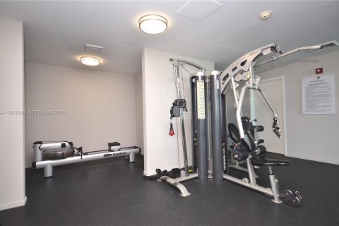 Copropriété à vendre à Miami, Floride: 2 chambres, 125.42 m2 № 2055815 - photo 18