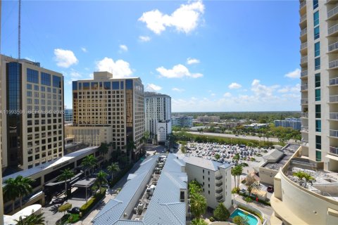 Copropriété à vendre à Miami, Floride: 2 chambres, 125.42 m2 № 2055815 - photo 4