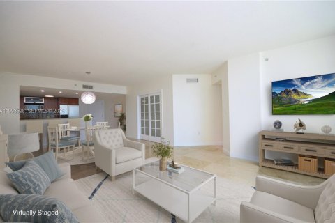 Copropriété à vendre à Miami, Floride: 2 chambres, 125.42 m2 № 2055815 - photo 5