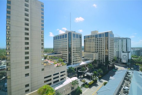Copropriété à vendre à Miami, Floride: 2 chambres, 125.42 m2 № 2055815 - photo 14